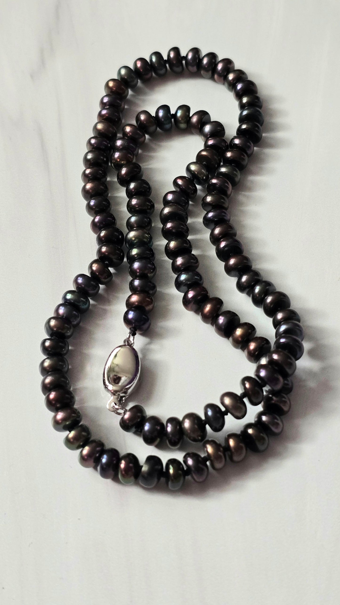 Multi-color Button Pearl Necklace