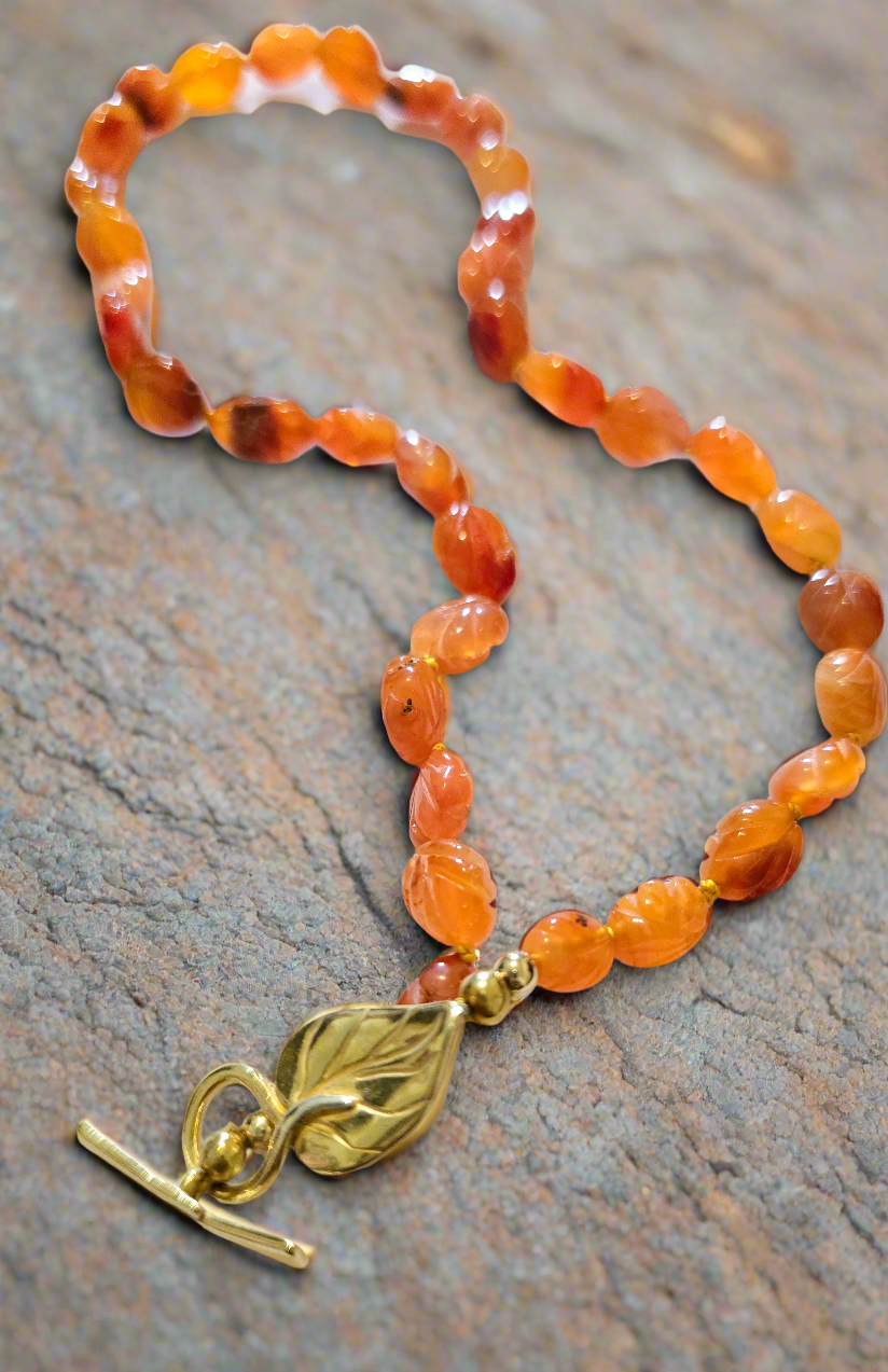 Leaf Carved Carnelian Gemstone Necklace