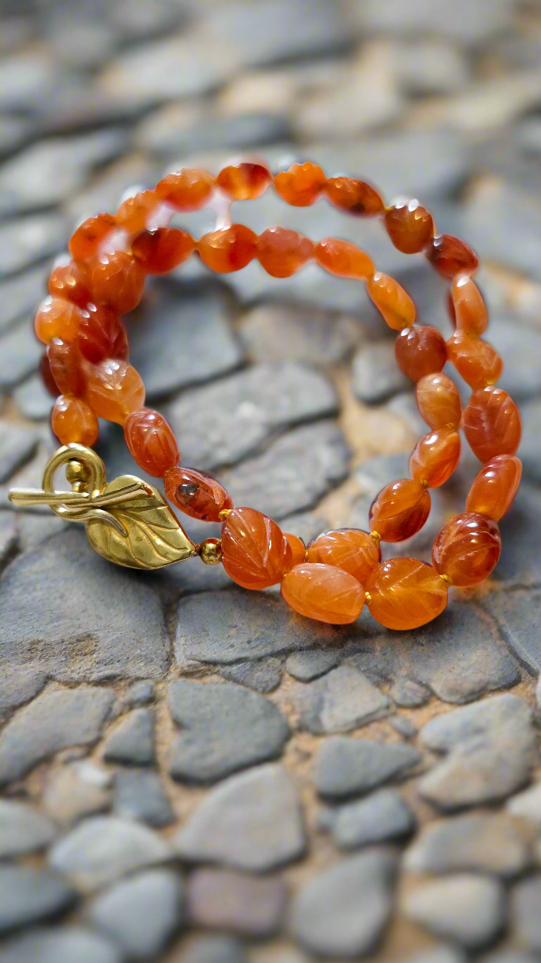 Leaf Carved Carnelian Gemstone Necklace